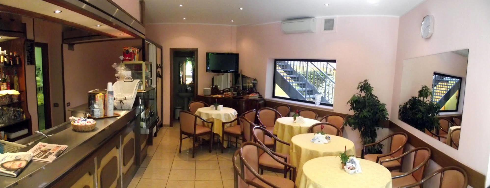 Hotel Motel Ovest Vittuone Dış mekan fotoğraf